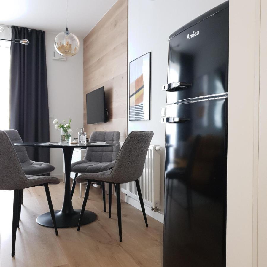 Bit Eccentric With The Balcony Apartment Warsaw Luaran gambar